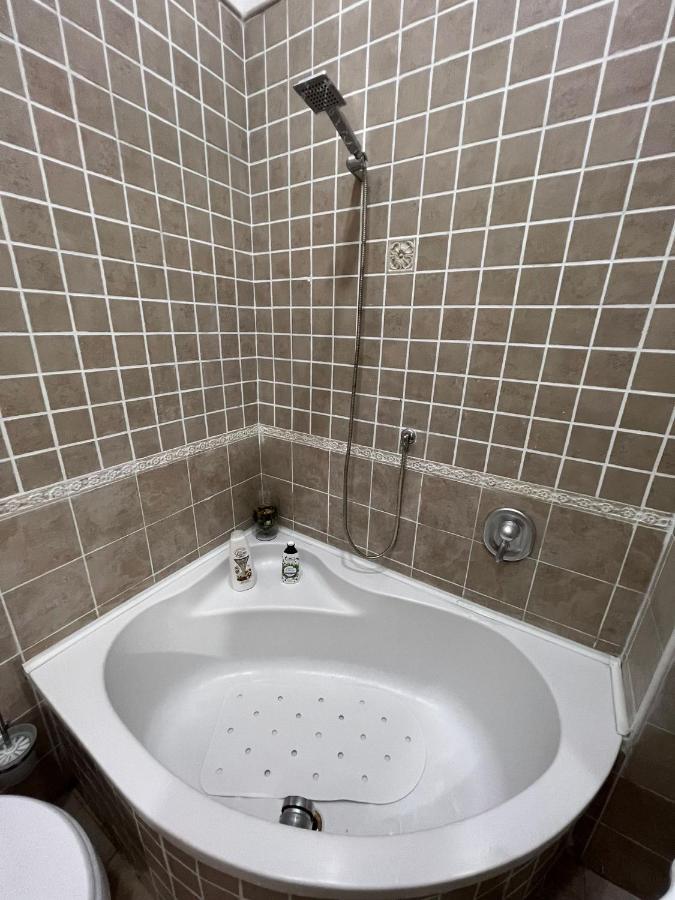 Maruzzella Suite Napoli Bagian luar foto